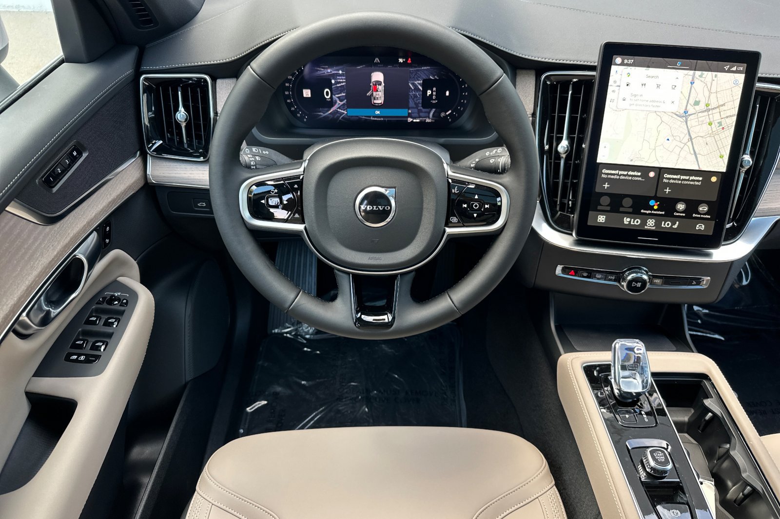 Used 2026 Volvo XC90 B6 Core AWD/4WD image 17