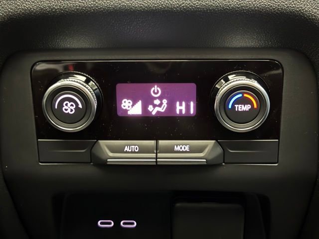 New 2026 Buick Enclave Sport Touring w/ Power Package image 8