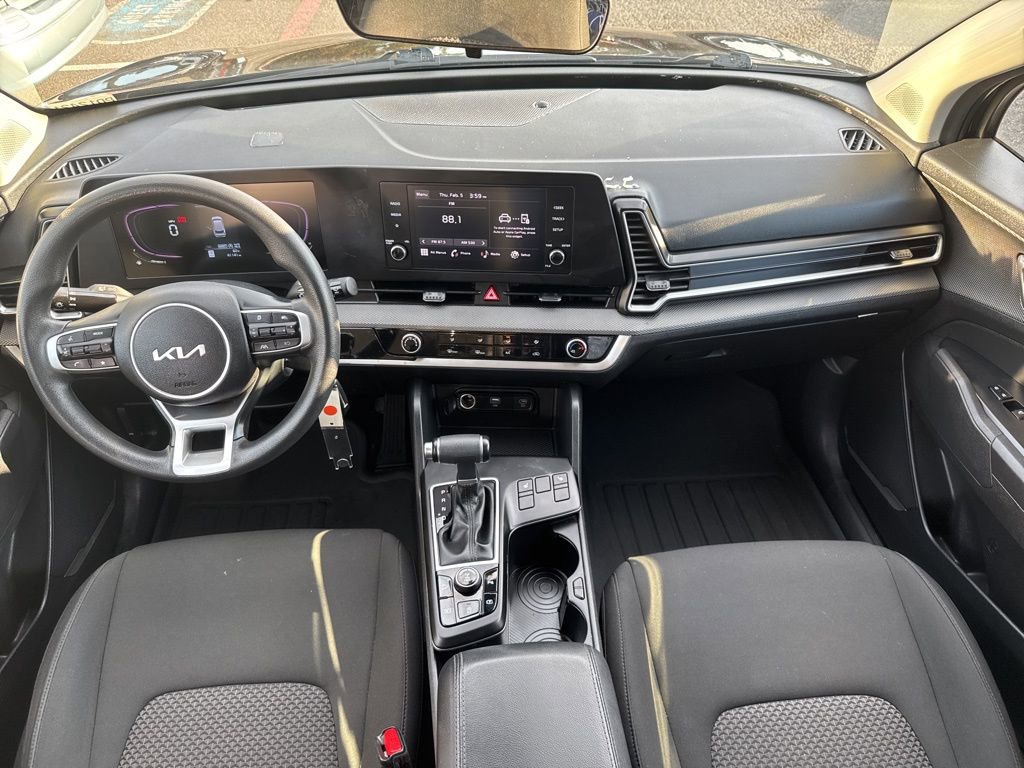 Used 2024 Kia Sportage LX image 21