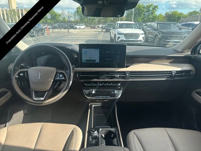 Used 2024 Lincoln Corsair Reserve w/ Equipment Group 201A AWD/4WD image 17