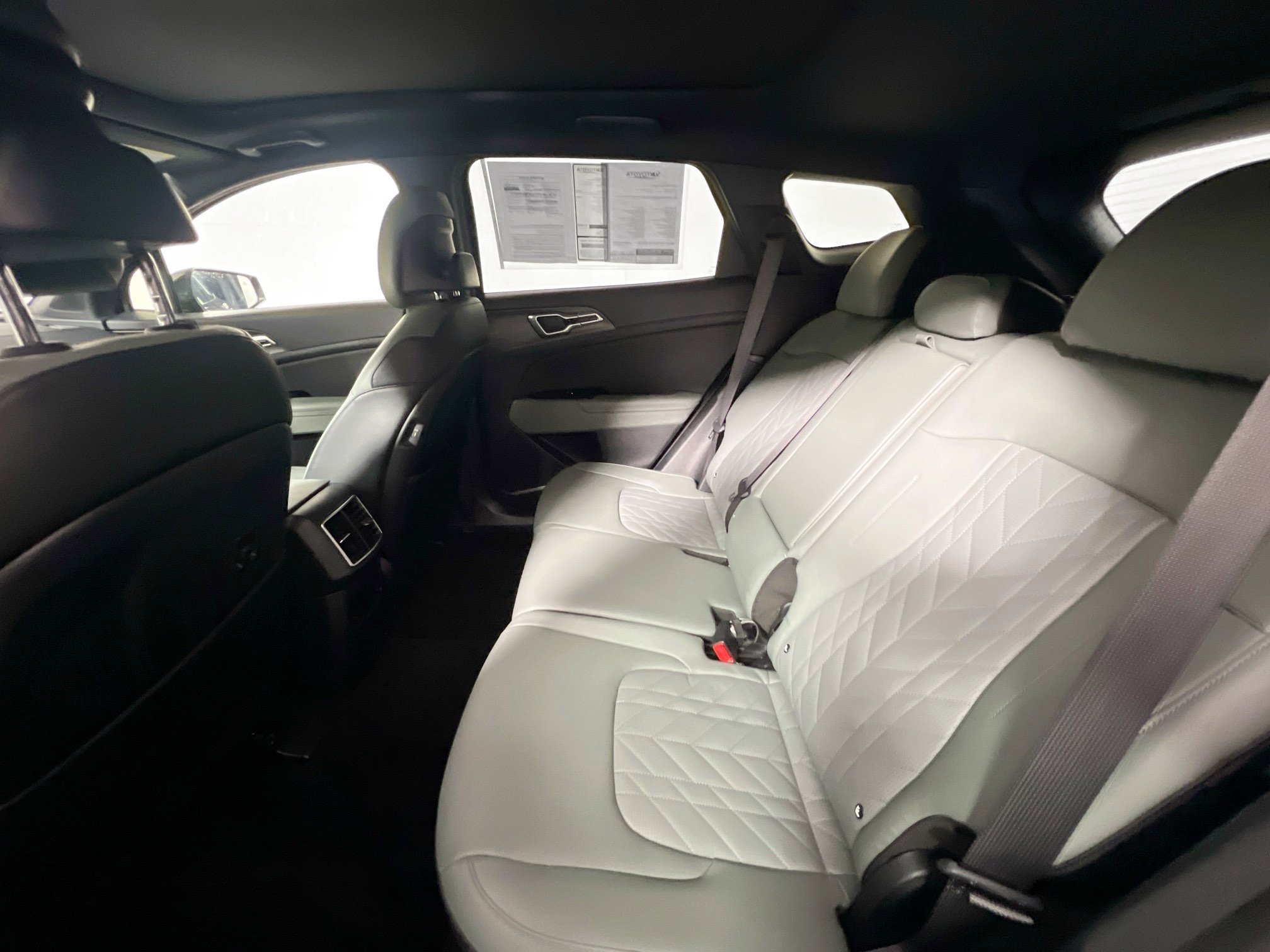 Used 2025 Kia Sportage X-Line w/ Premium Package image 29