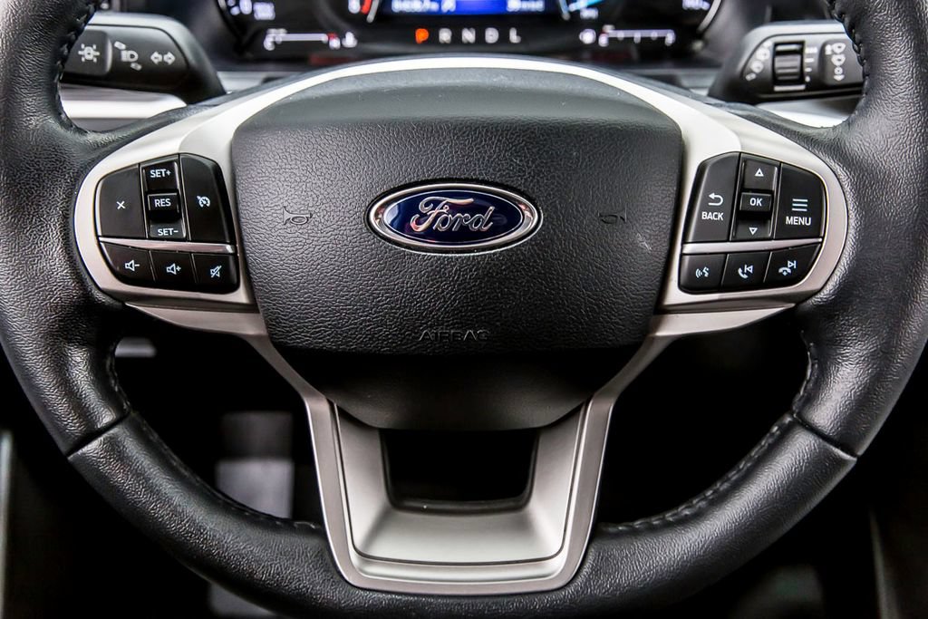 Used 2021 Ford Explorer XLT AWD/4WD image 24