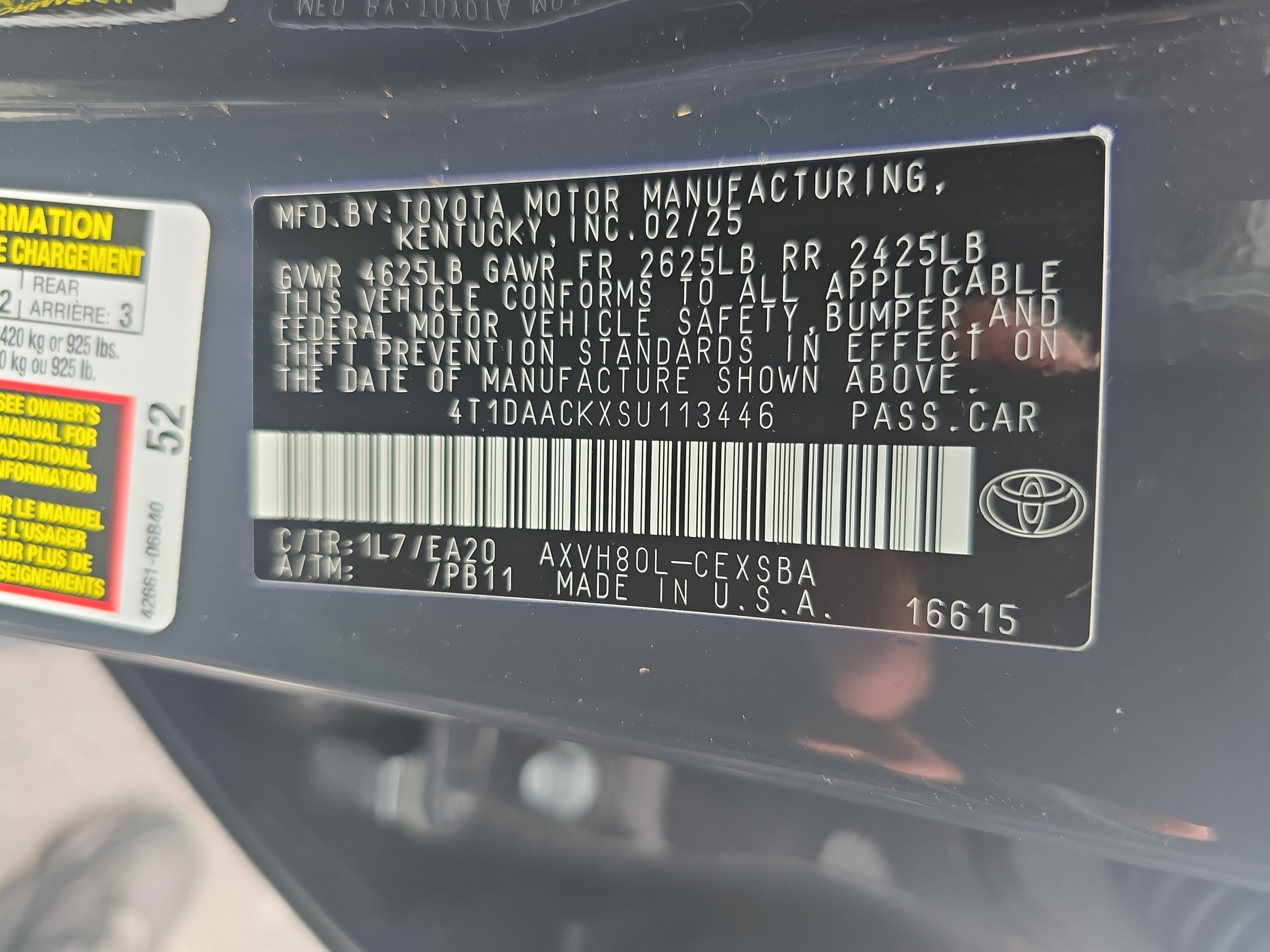 Used 2025 Toyota Camry SE w/ Convenience Package FWD image 33
