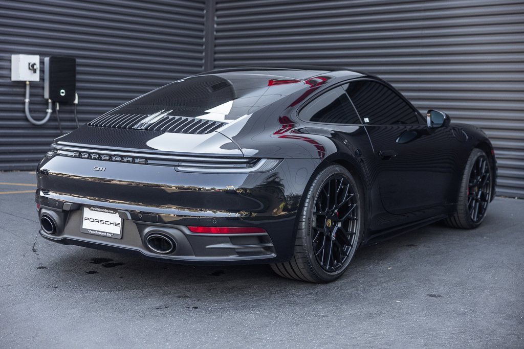 Certified 2022 Porsche 911 Carrera 4S image 10