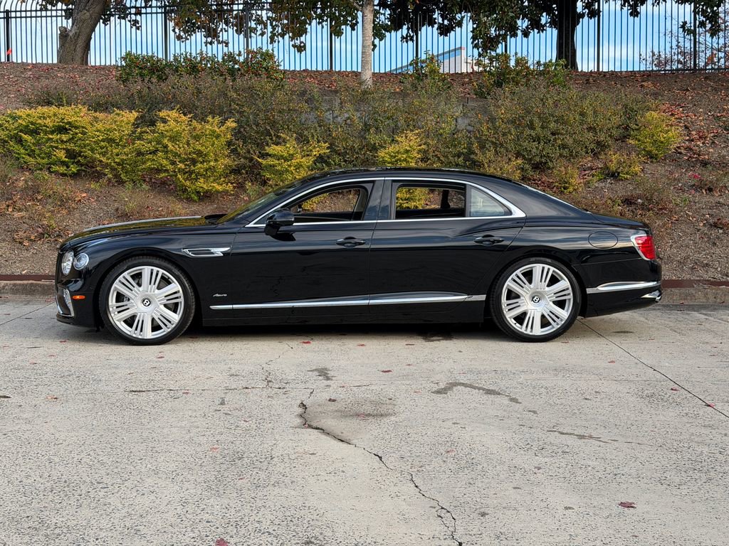 New 2026 Bentley Flying Spur Azure image 14