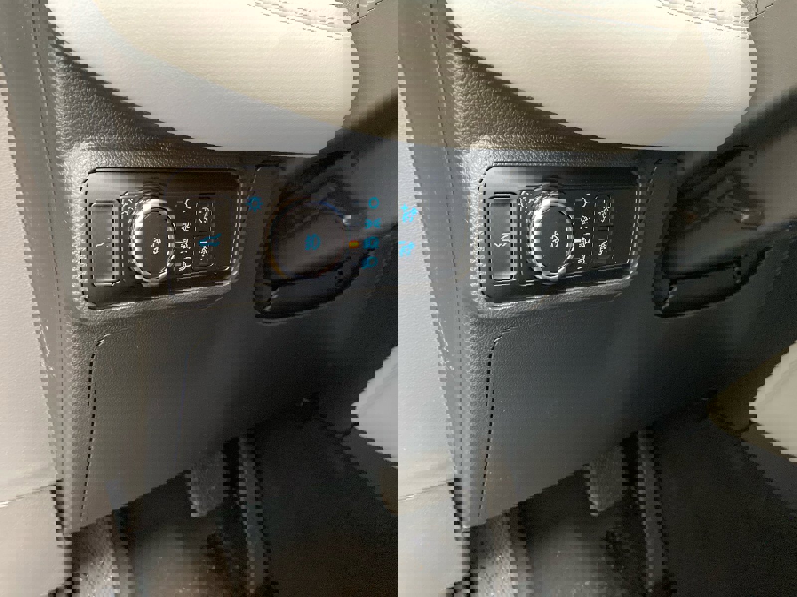 New 2026 Ford Explorer Platinum image 48