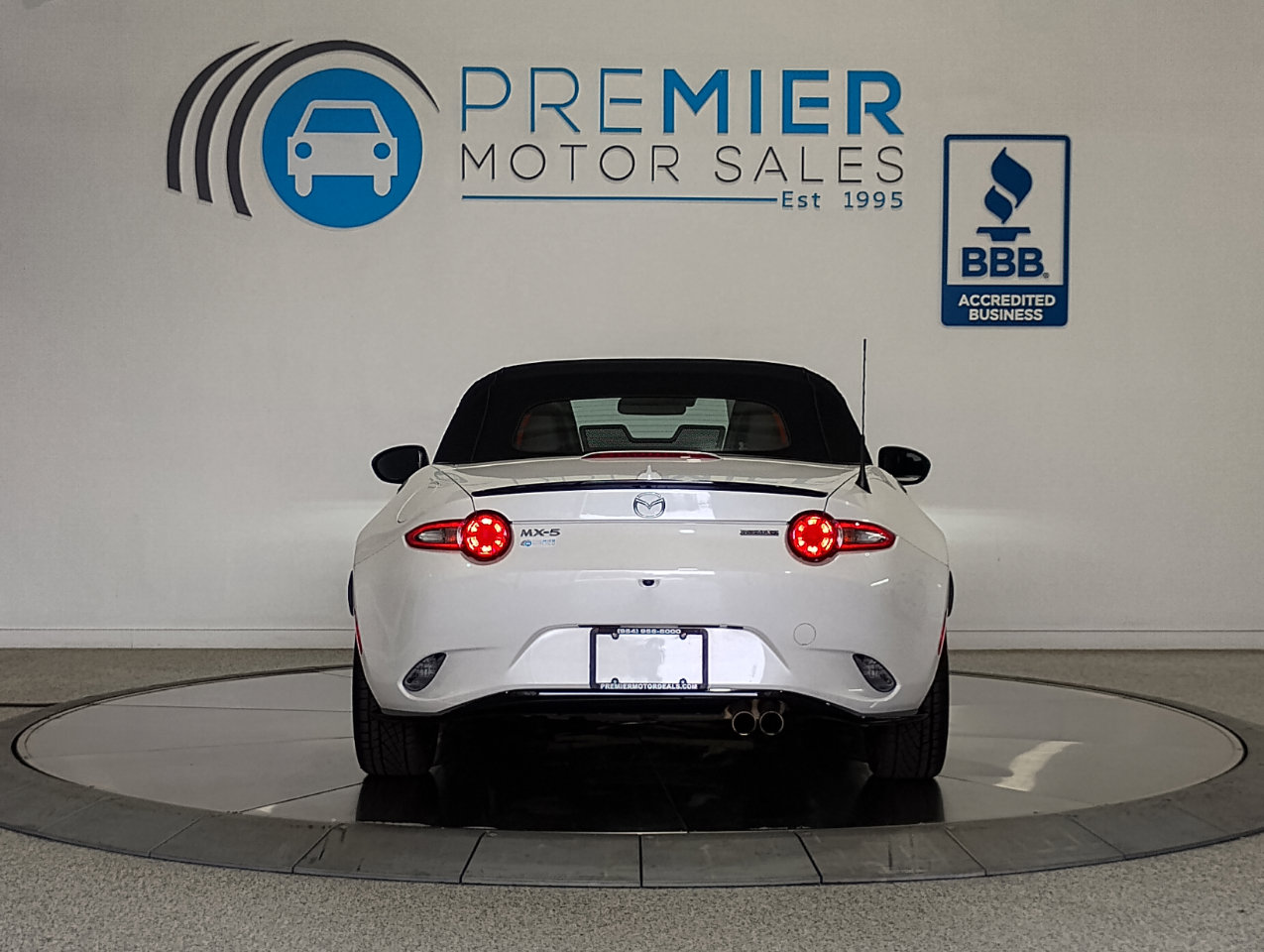 Used 2022 MAZDA MX-5 Miata Club w/ Brembo/BBS Recaro Package image 29