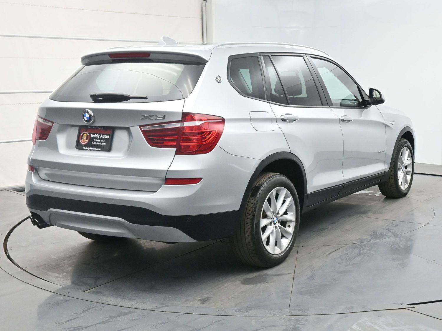 Used 2017 BMW X3 xDrive28i AWD/4WD image 23