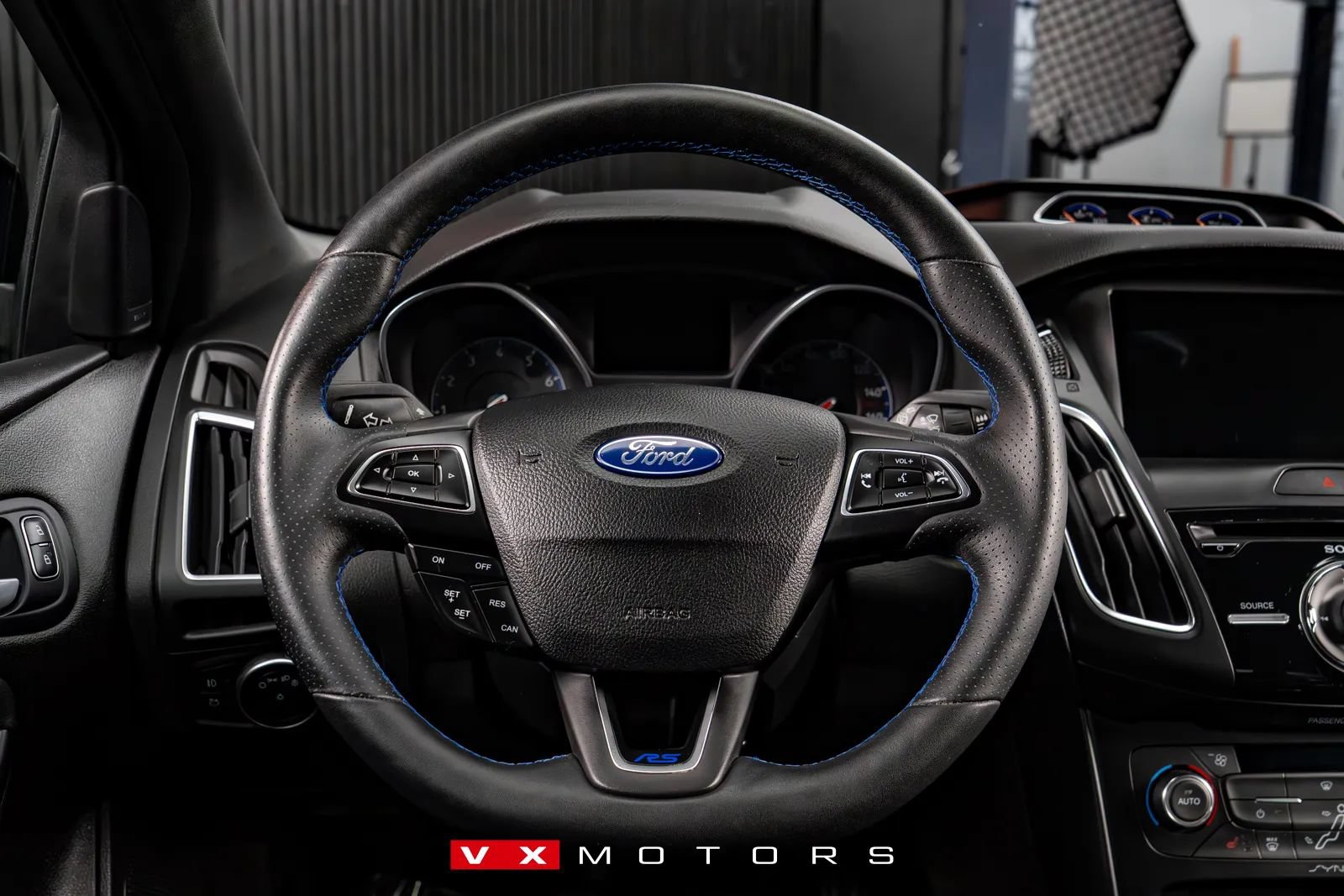 Used 2017 Ford Focus RS AWD/4WD image 26