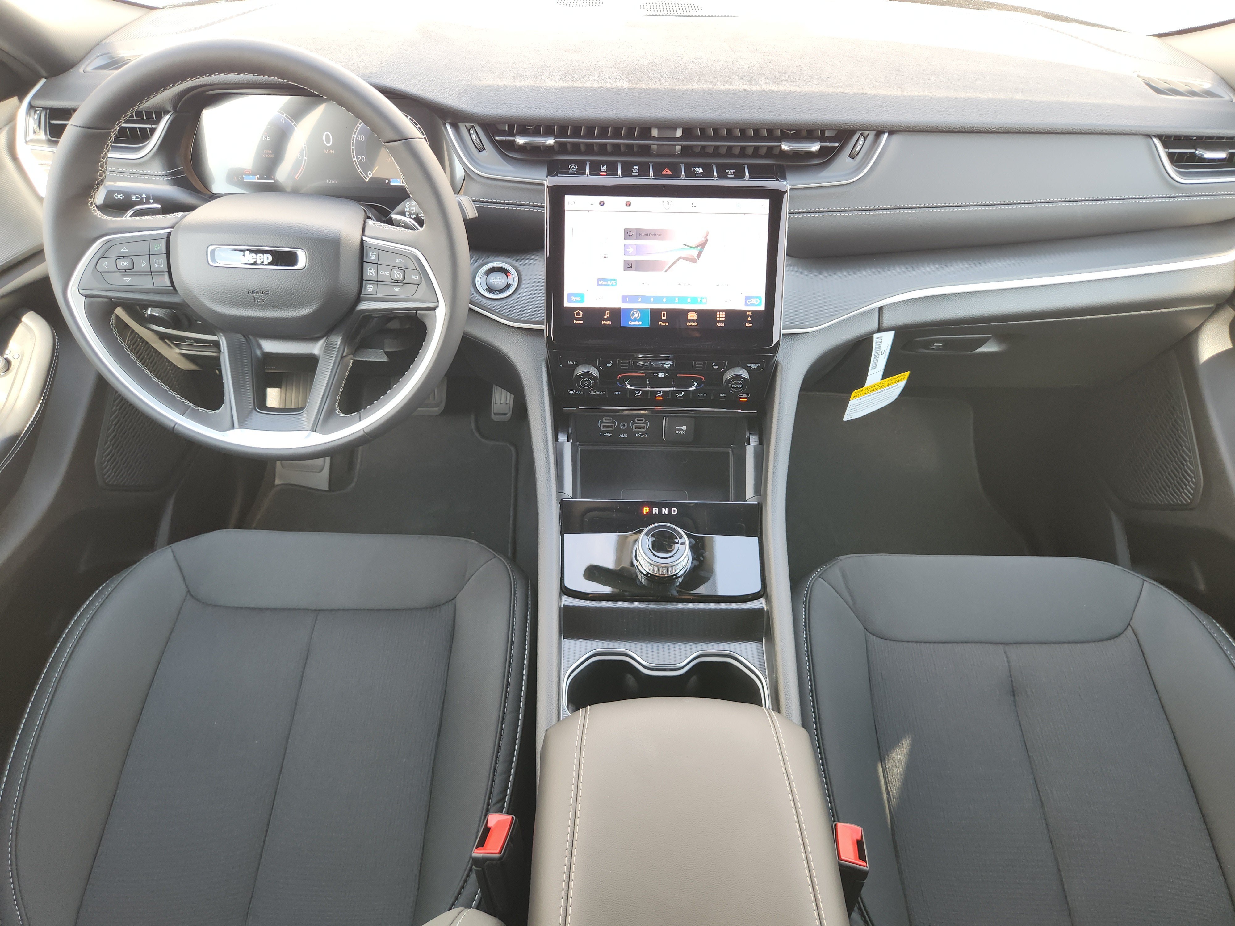 New 2027 Jeep Grand Cherokee Laredo X AWD/4WD image 19