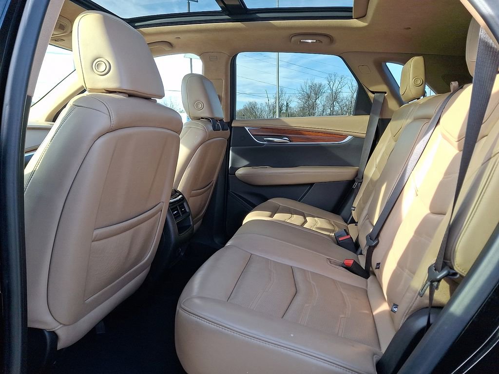 Used 2019 Cadillac XT5 Platinum image 10