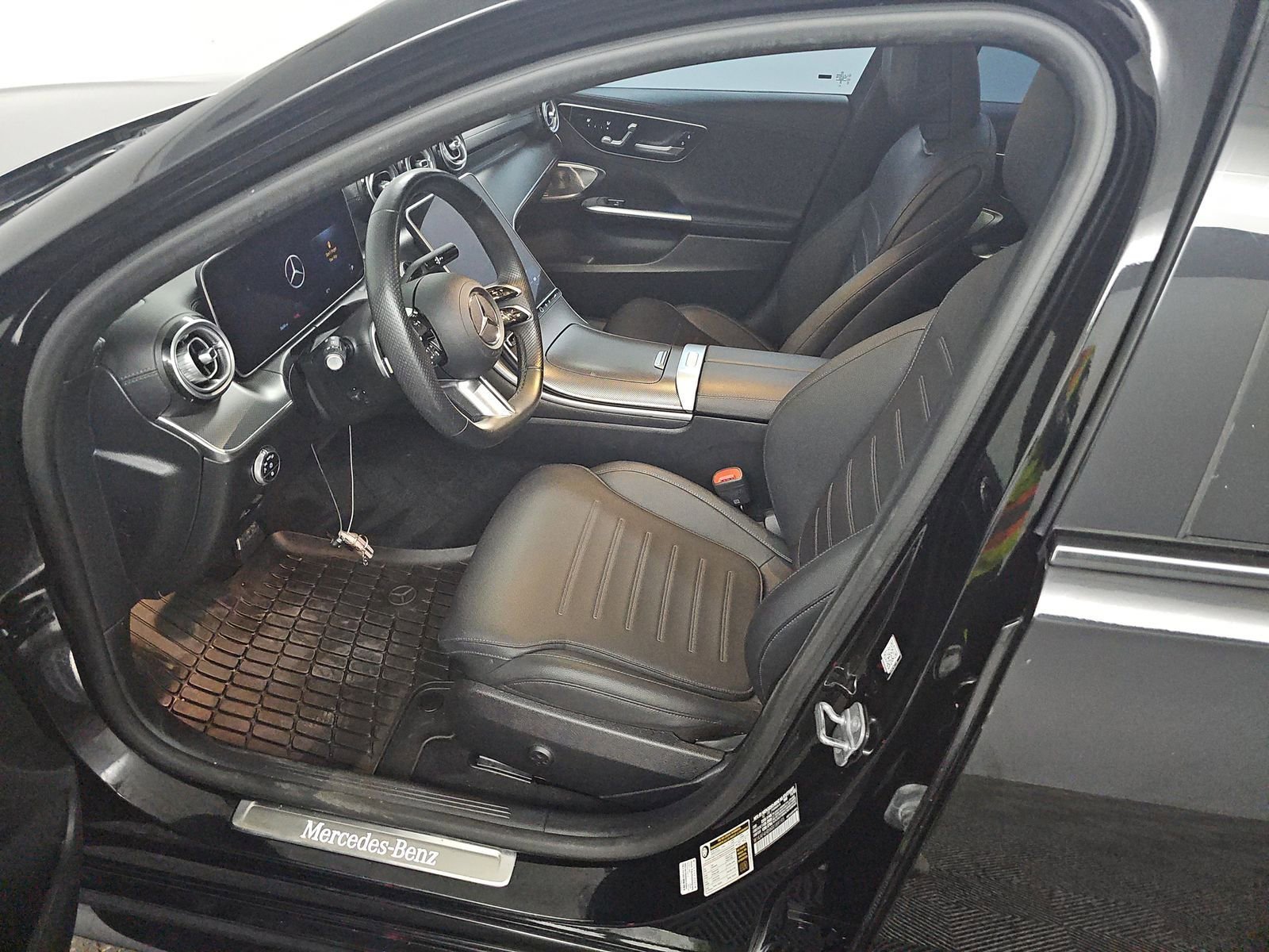 Used 2024 Mercedes-Benz C 300 4MATIC Sedan w/ AMG Line w/ Night Package image 4