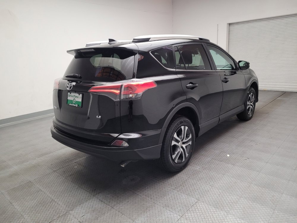 Used 2018 Toyota RAV4 LE w/ All Weather Liner Package image 9