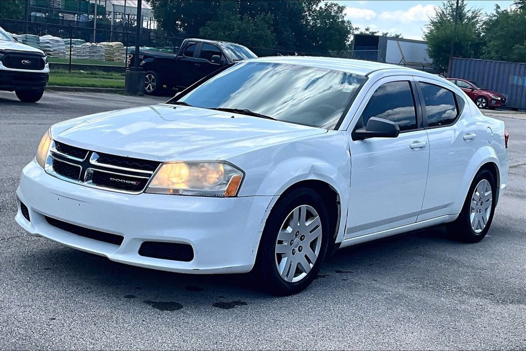 Used 2013 Dodge Avenger SE FWD image 3