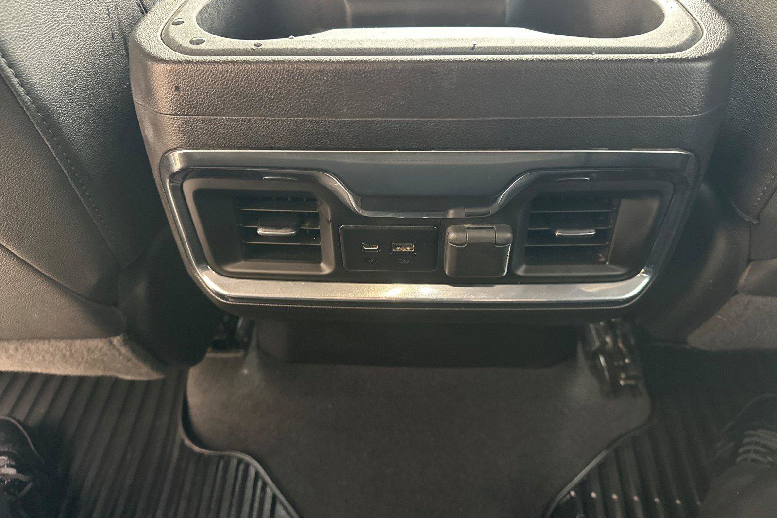 Certified 2022 Chevrolet Silverado 2500 LTZ w/ LTZ Plus Package image 13