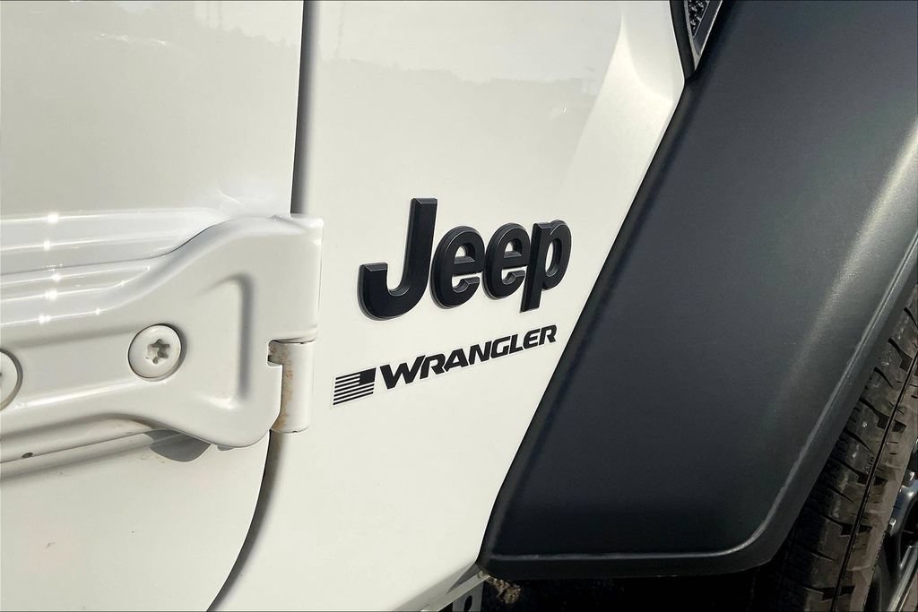 Used 2026 Jeep Wrangler Sport AWD/4WD image 27