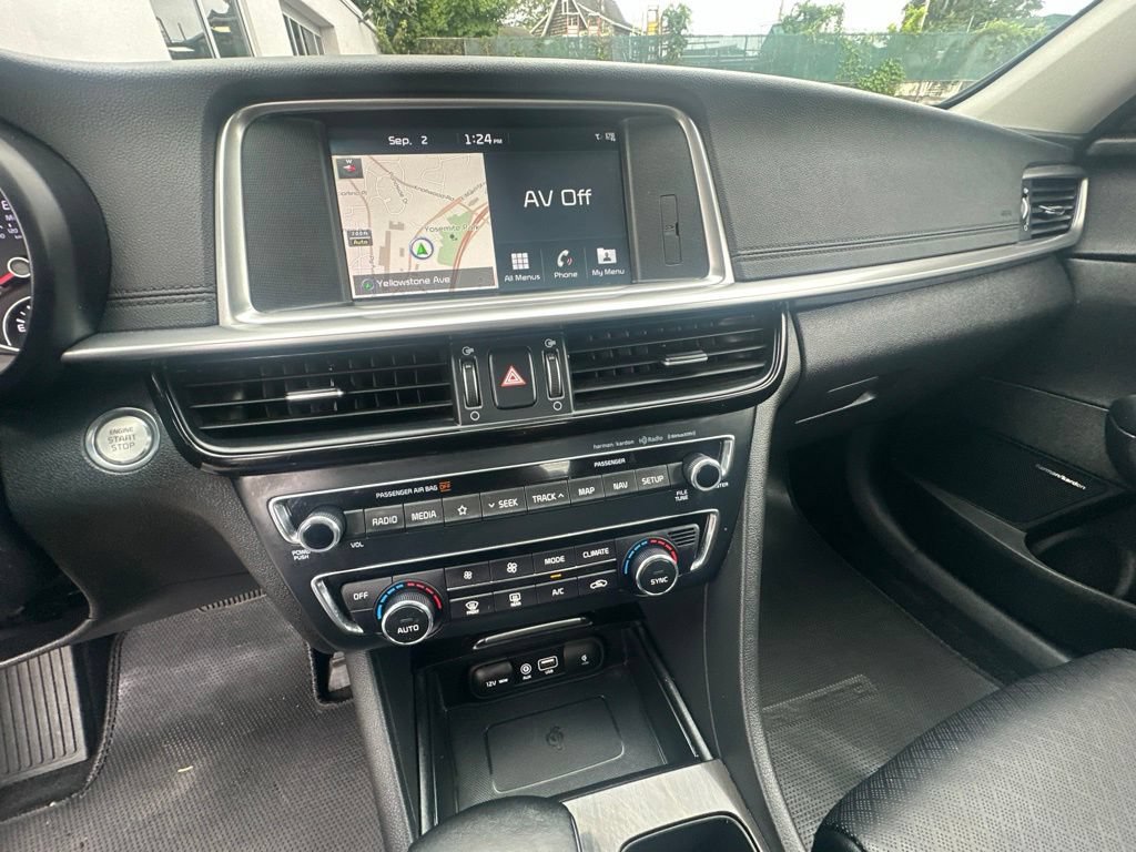 Used 2020 Kia Optima Premium FWD image 16