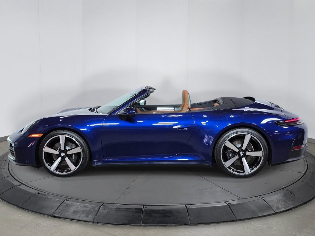 New 2026 Porsche 911 Carrera RWD image 2