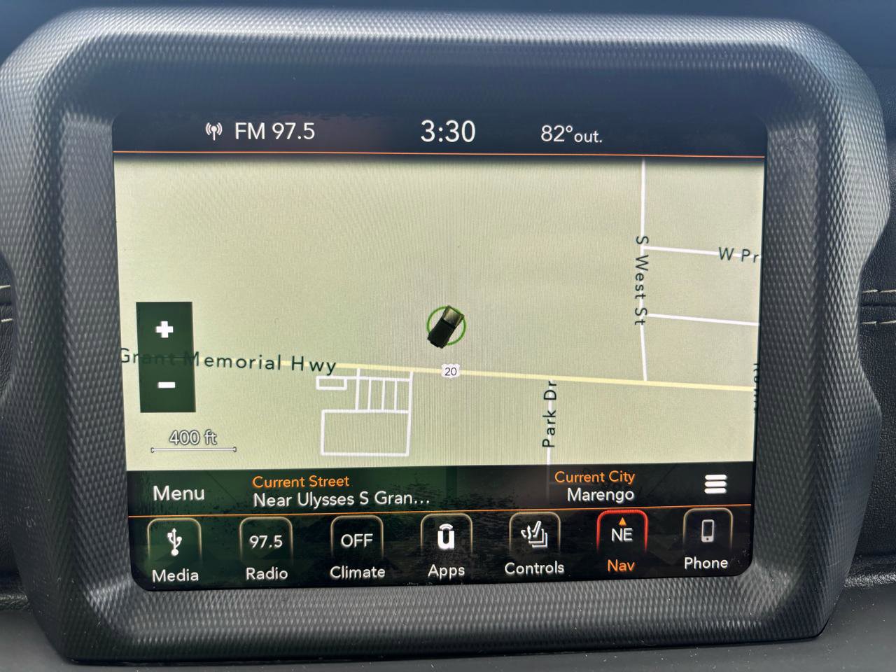 Used 2018 Jeep Wrangler Unlimited Sahara AWD/4WD image 22