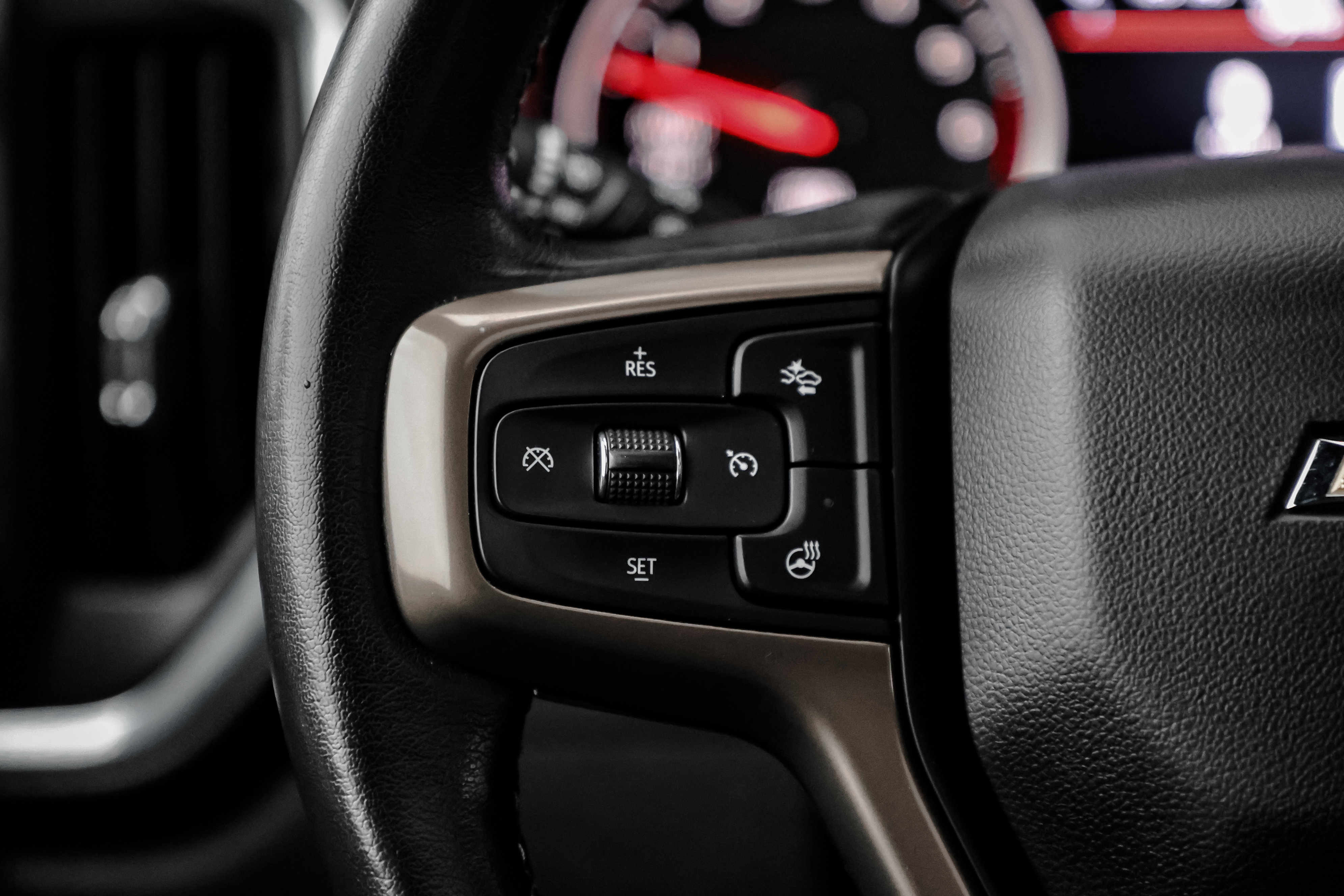 Used 2019 Chevrolet Silverado 1500 High Country w/ Technology Package image 29