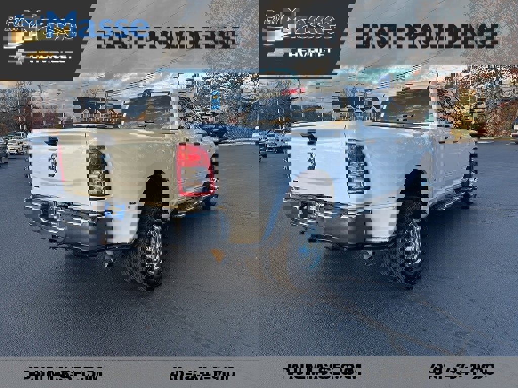 Used 2024 RAM 3500 Tradesman w/ Chrome Appearance Group image 7