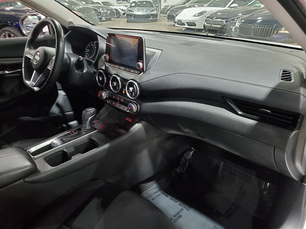 Used 2022 Nissan Sentra SV FWD image 15