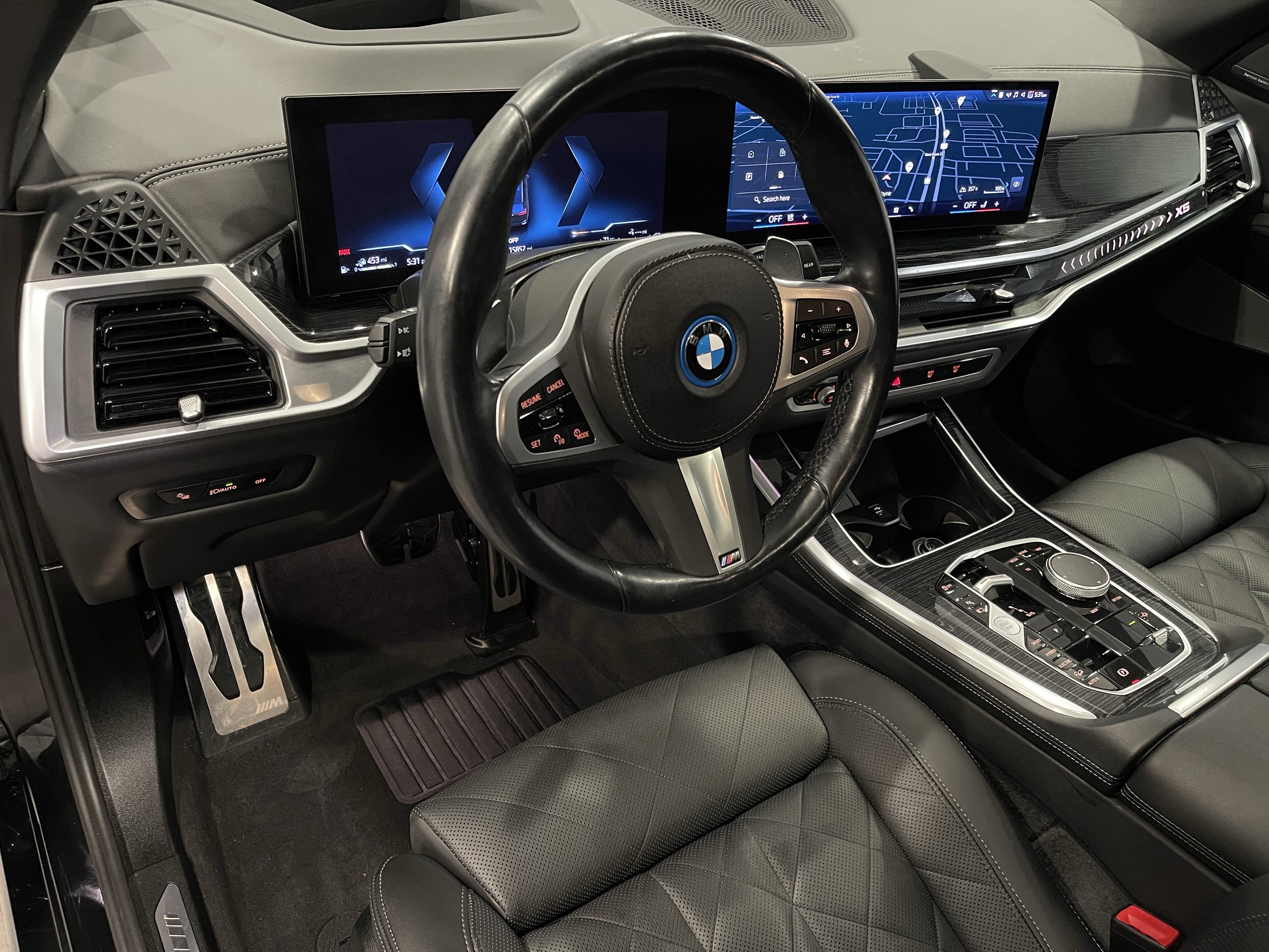 Used 2024 BMW X5 xDrive50e w/ M Sport Package AWD/4WD image 13
