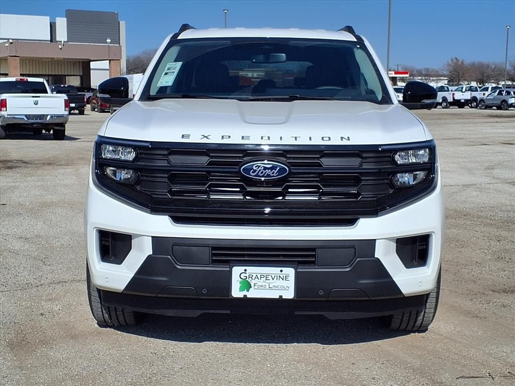New 2026 Ford Expedition Max Active RWD image 9