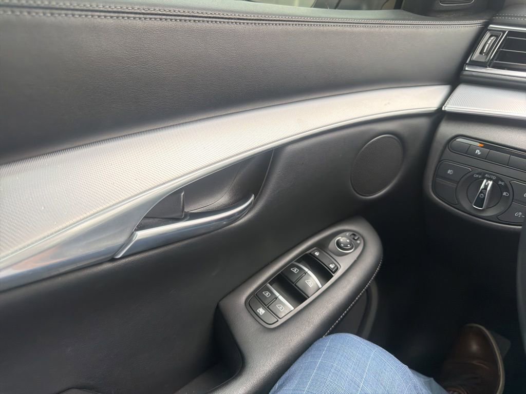 Used 2020 INFINITI QX50 Luxe image 16