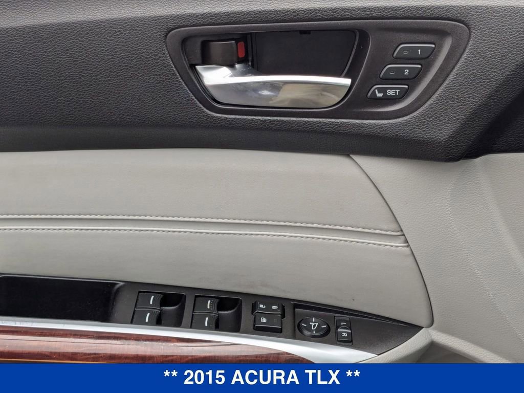 Used 2015 Acura TLX V6 w/ Technology Package FWD image 12