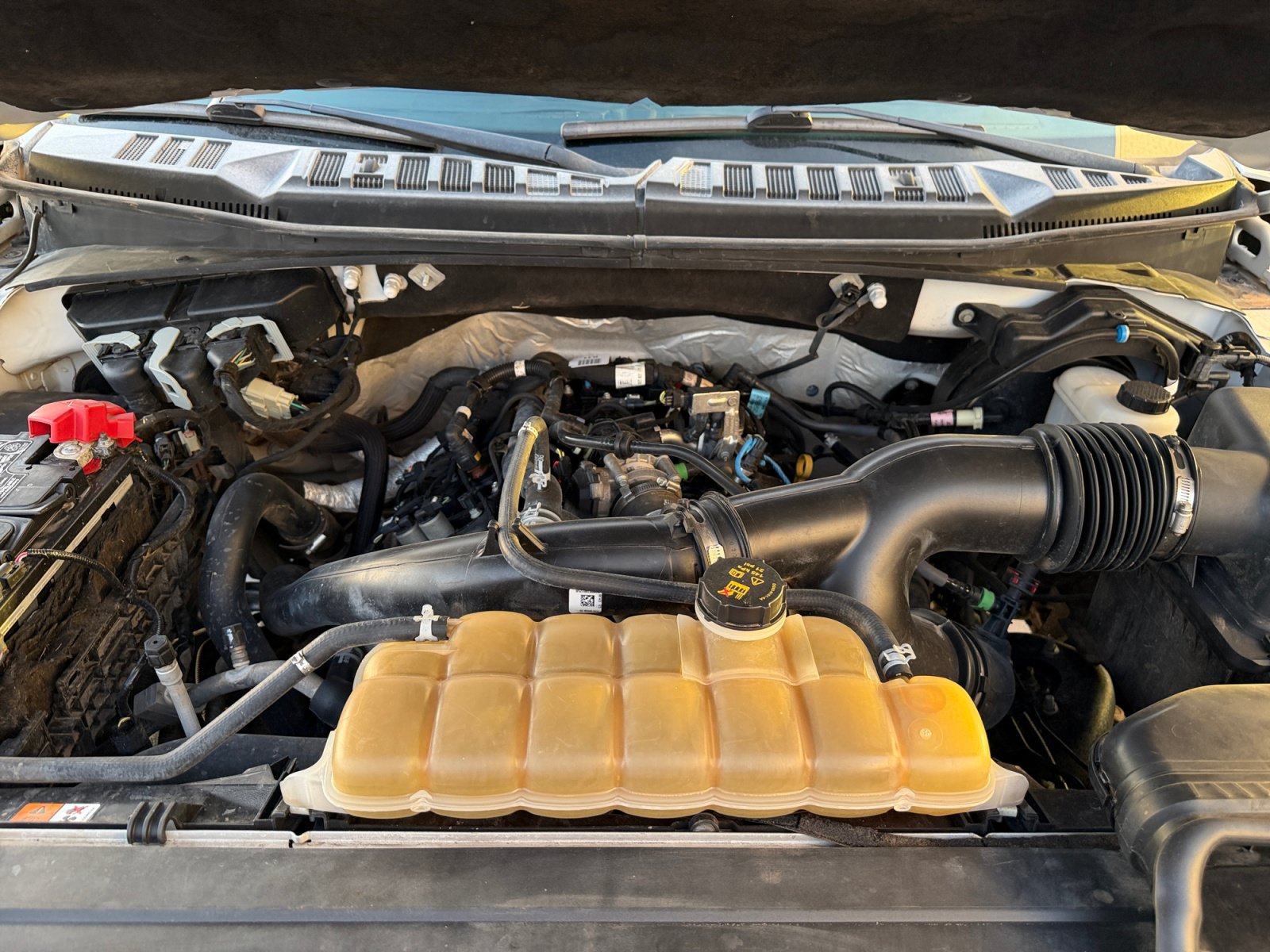Used 2020 Ford F150 XLT w/ Equipment Group 302A Luxury AWD/4WD image 32