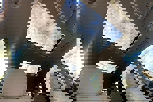 Used 2023 Buick Enclave Avenir w/ Avenir Technology Package image 22