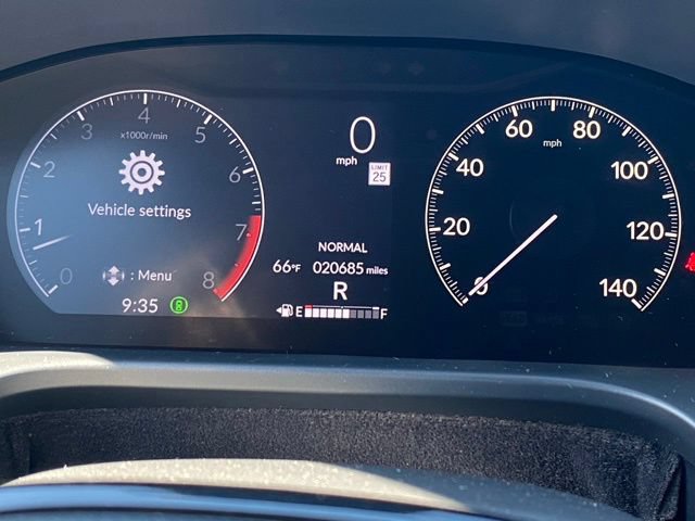 Certified 2025 Honda HR-V Sport image 27