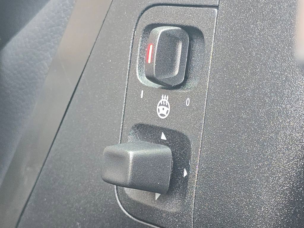 Used 2026 Mercedes-Benz GLS 450 4MATIC image 36