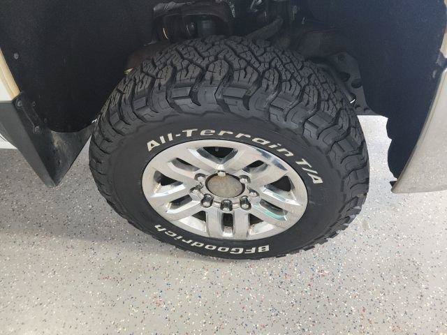Used 2018 Chevrolet Silverado 3500 LT w/ Snow Plow Prep Package AWD/4WD image 18