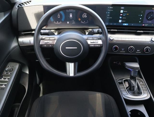 Certified 2026 Hyundai Kona SE FWD image 8