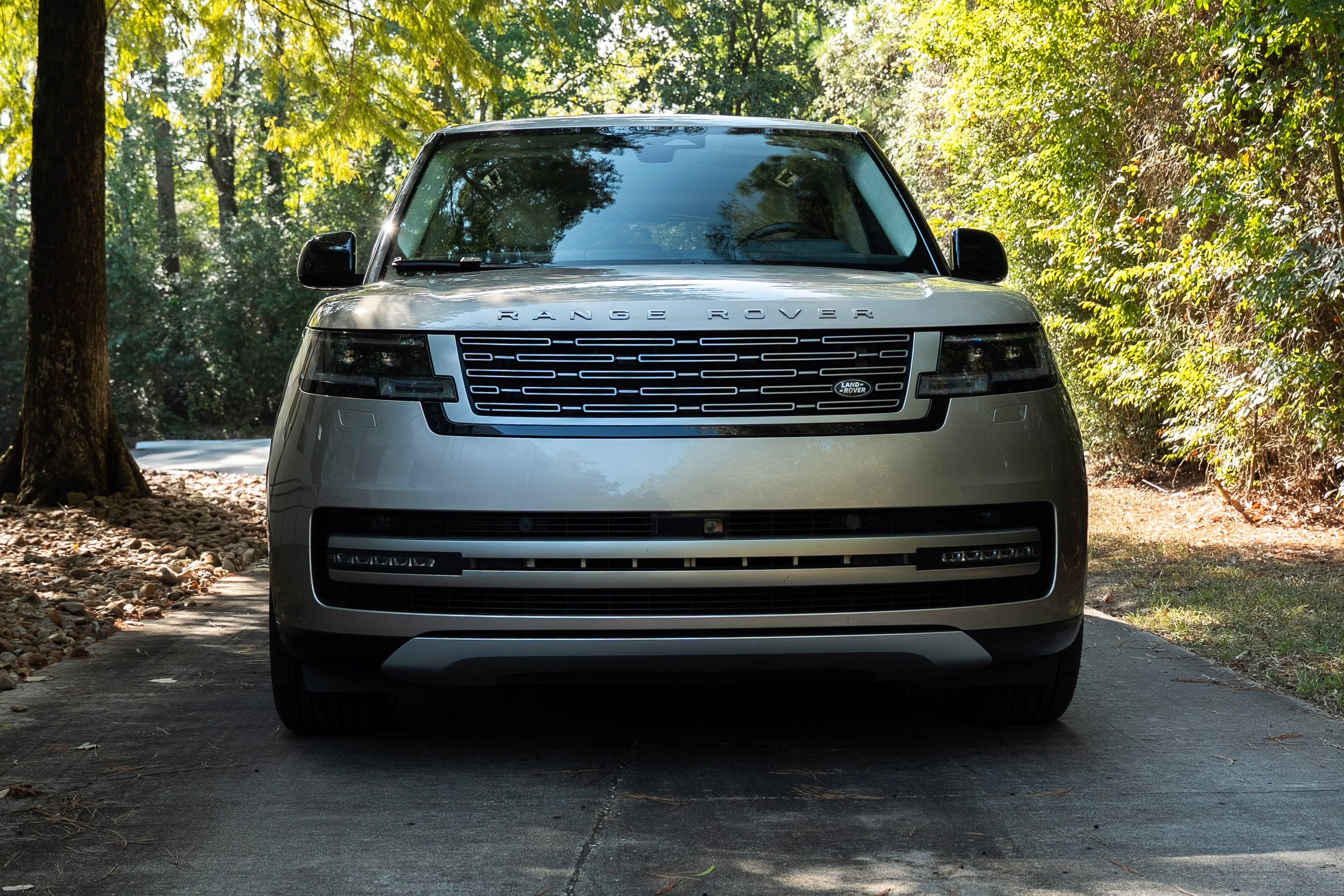 Used 2024 Land Rover Range Rover Long Wheelbase SE AWD/4WD image 12