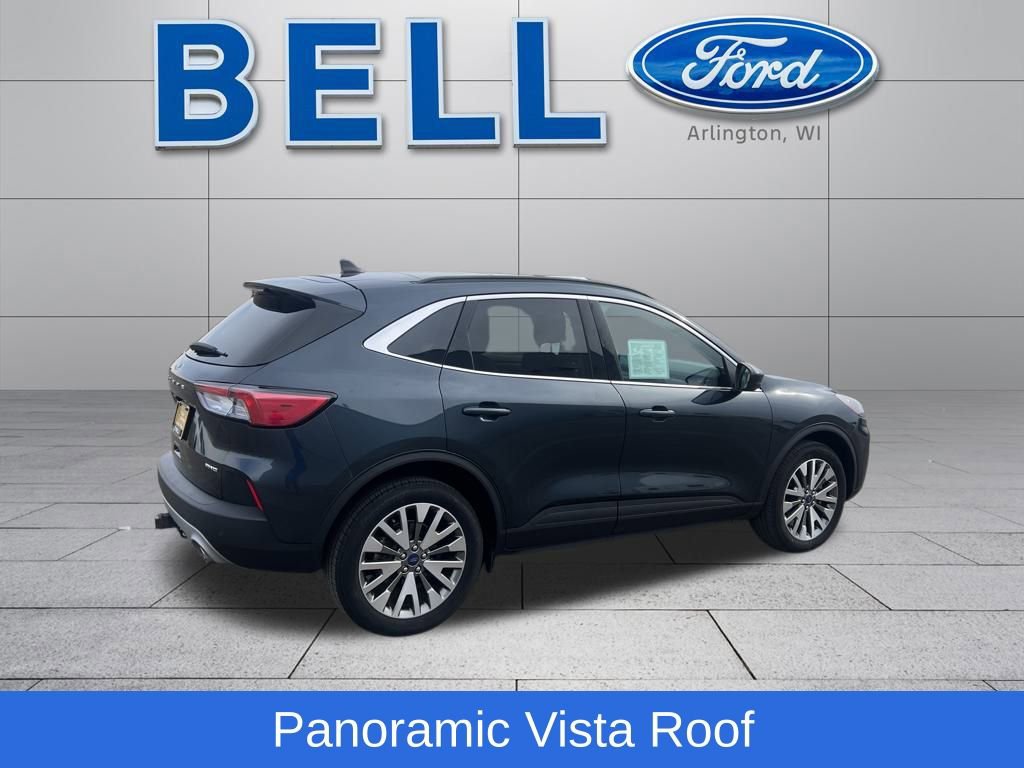 Certified 2022 Ford Escape Titanium w/ Class II Trailer Tow Package image 3