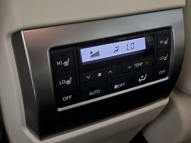 Used 2023 Lexus GX 460 Luxury w/ Sport Design Package AWD/4WD image 13