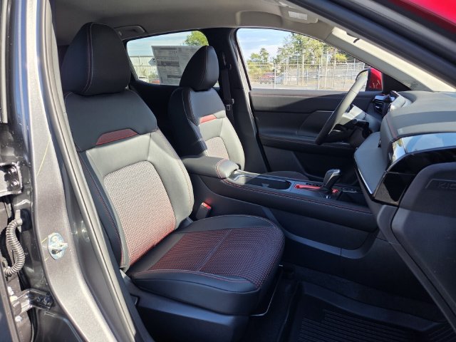 New 2027 Nissan Kicks SR FWD image 13