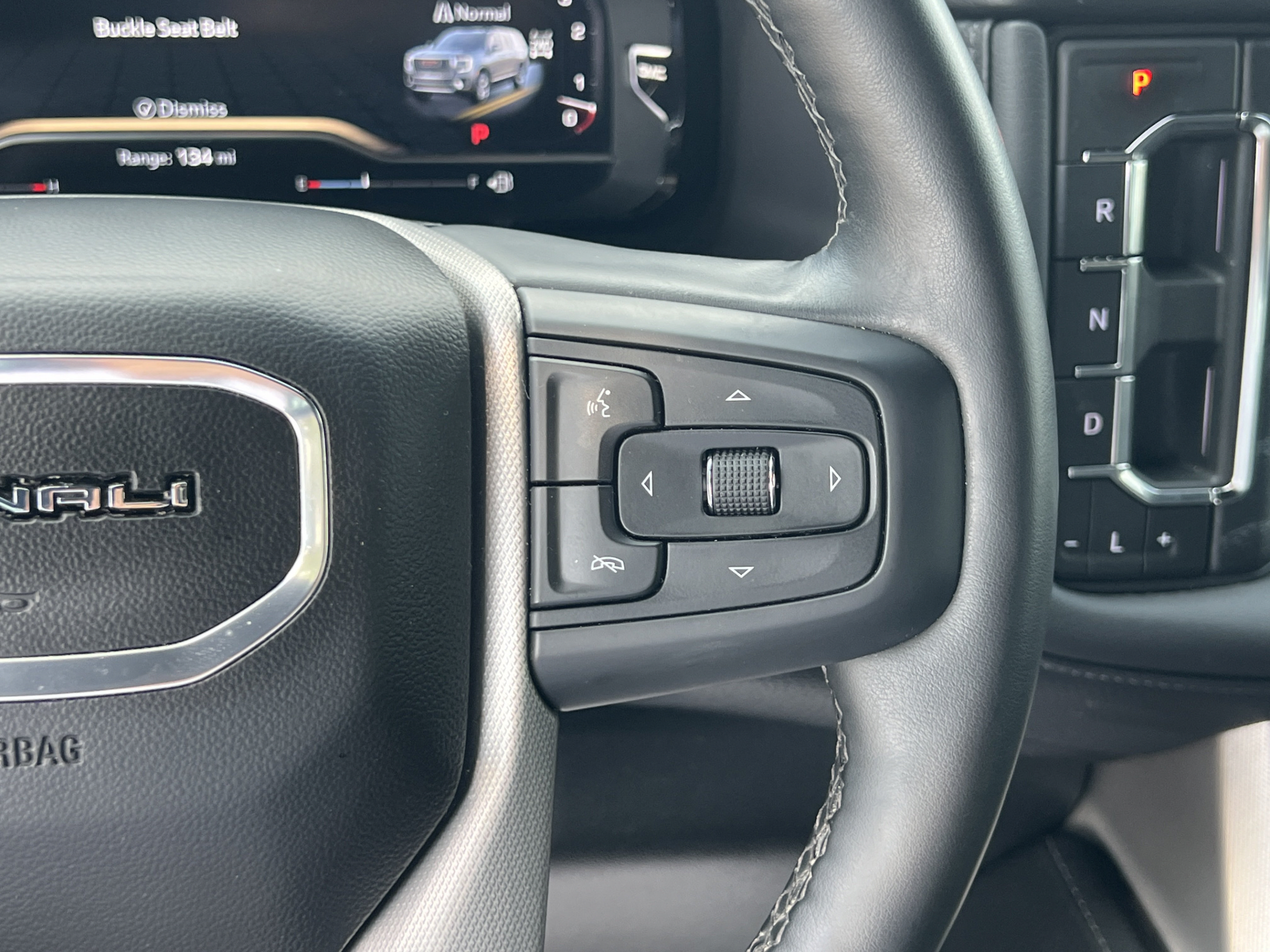 Used 2024 GMC Yukon XL Denali AWD/4WD image 20