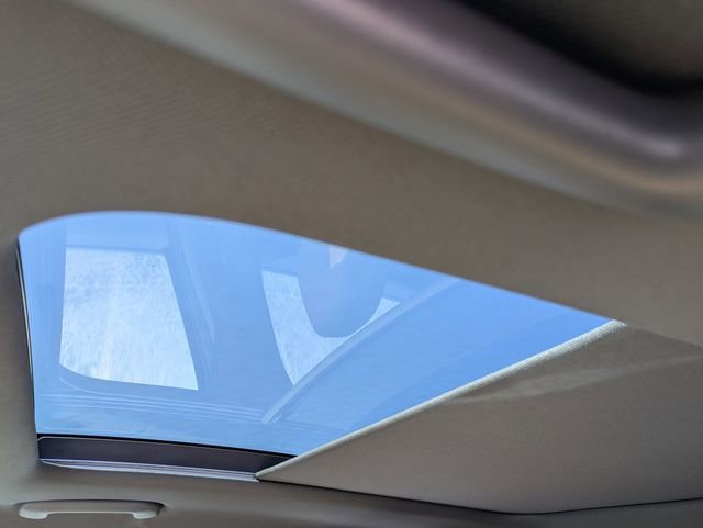 Used 2023 Hyundai Sonata Limited image 13