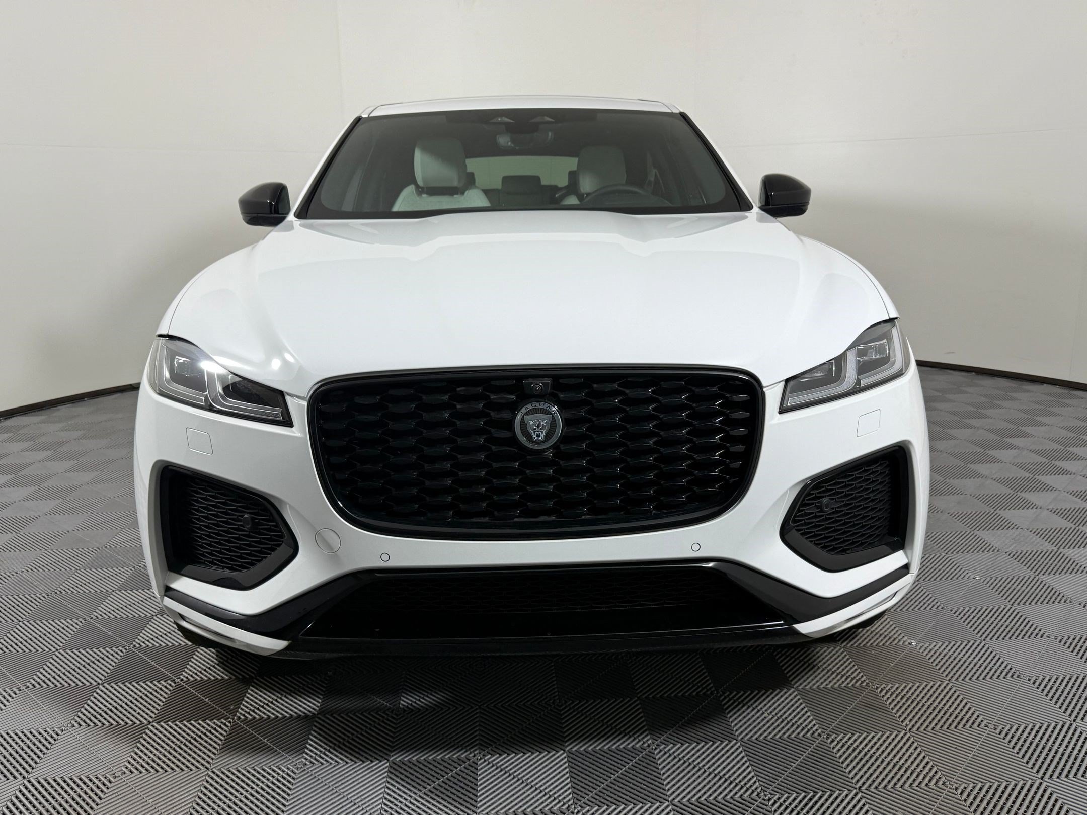 New 2026 Jaguar F-PACE R-Dynamic S AWD/4WD image 5
