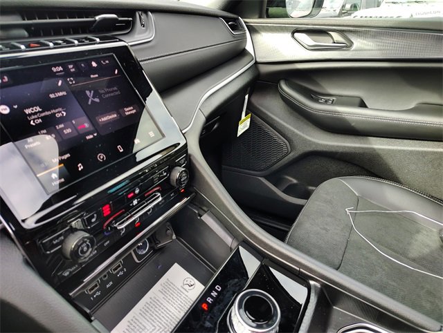 New 2025 Jeep Grand Cherokee L Altitude image 26