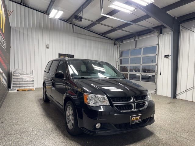 Used 2019 Dodge Grand Caravan SXT image 16