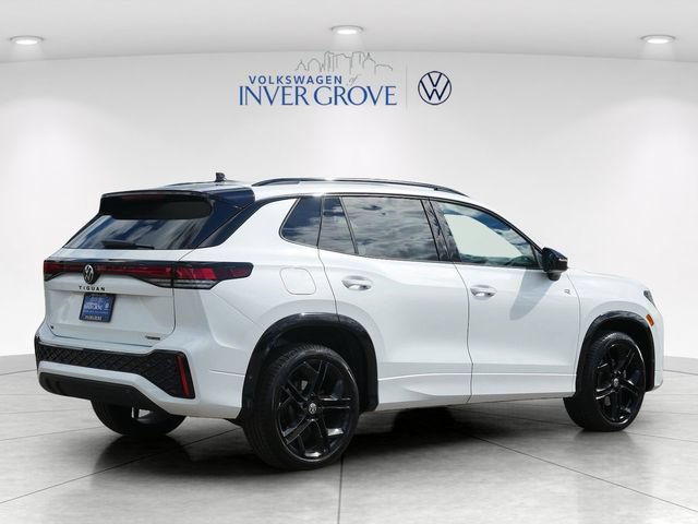 Certified 2026 Volkswagen Tiguan SE R-Line AWD/4WD image 7