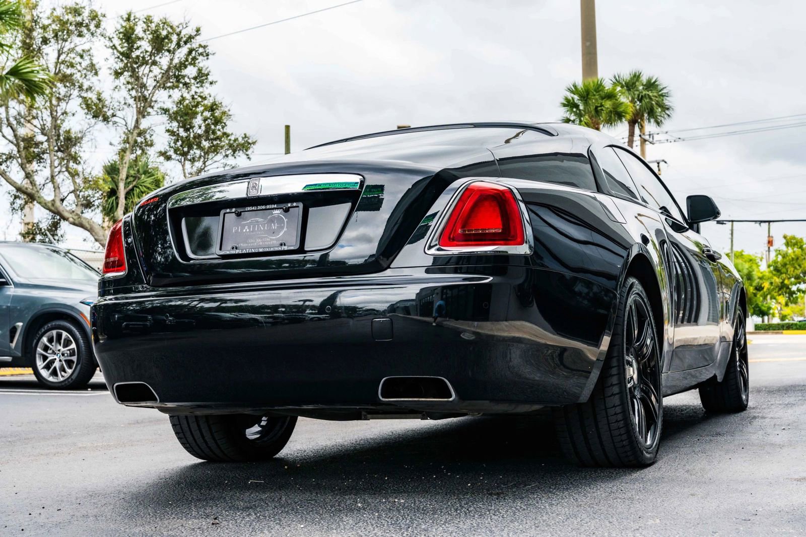 Used 2015 Rolls-Royce Wraith RWD image 15