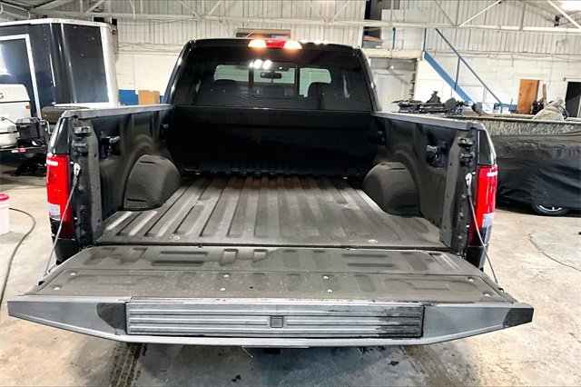 Used 2015 Ford F150 XLT w/ Equipment Group 302A Luxury image 30