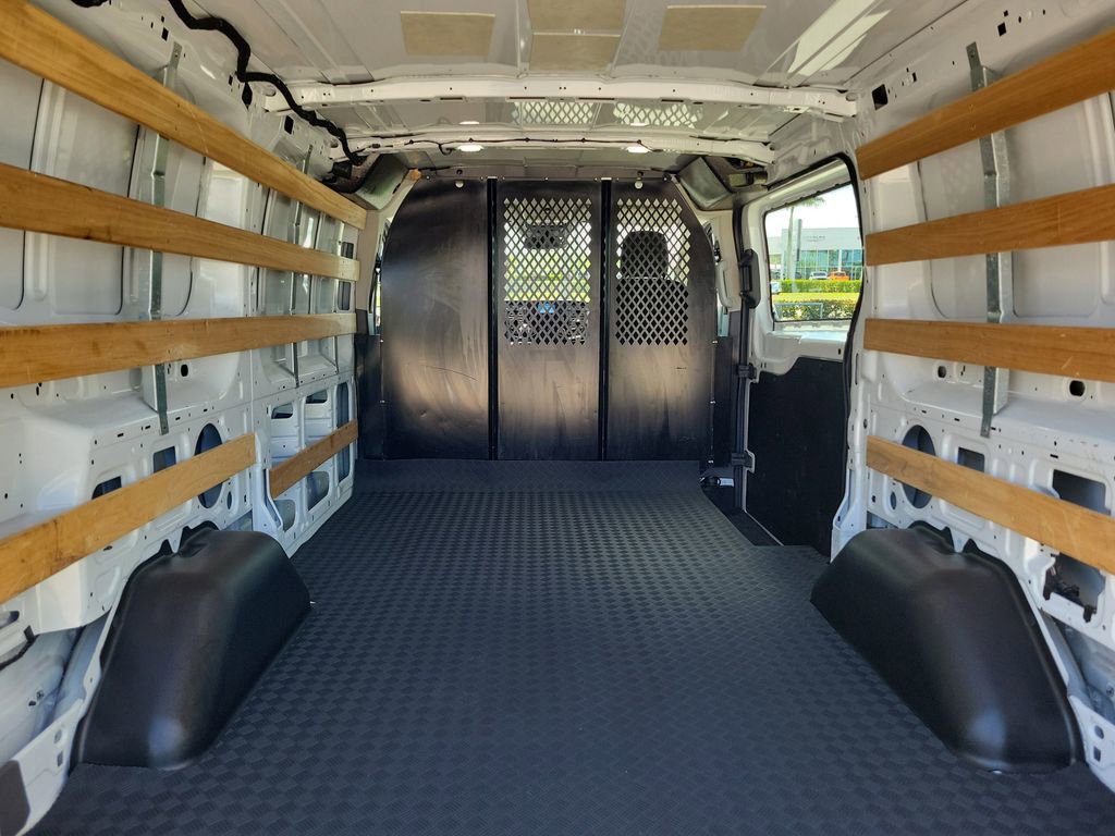 Used 2024 Ford Transit 250 Low Roof w/ Exterior Upgrade Package image 15