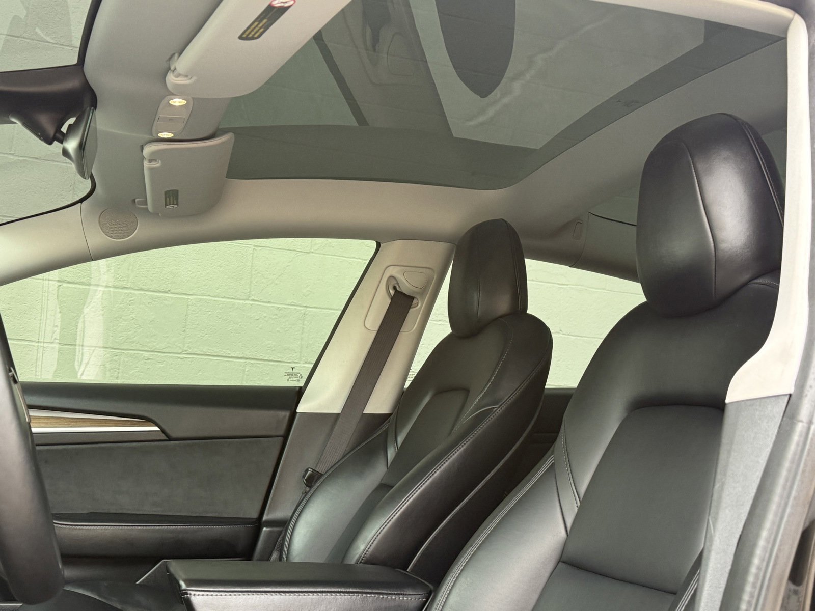 Used 2022 Tesla Model 3 Long Range AWD/4WD image 17